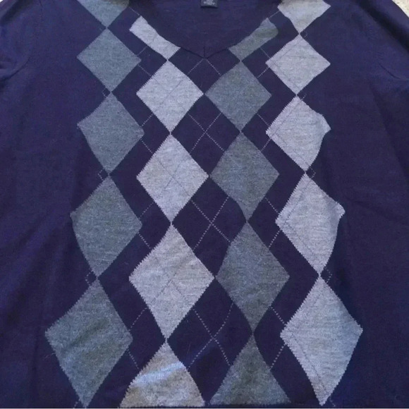 Banana Republic Men’s Royal Purple Argyle V-Neck Sweater Size Medium - Picture 5 of 8